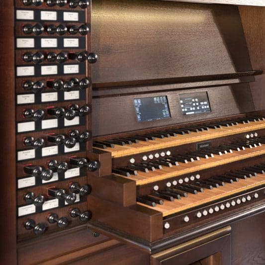 Image - Wyvern Church Organs - Mixtuur Maestro III UK